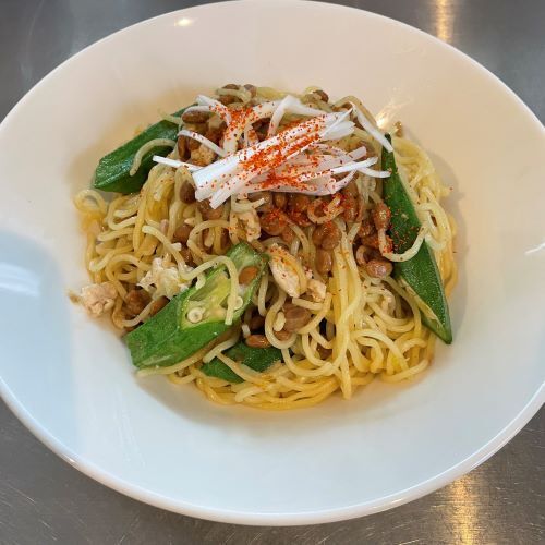 焼きそばと納豆を一緒に焼くと…　簡単なのに「めちゃくちゃおいしい」