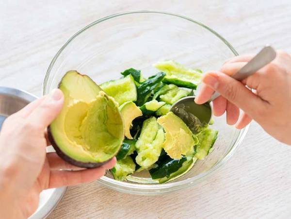 キュウリに『アレ』を和える！　レシピに「最高！」「大ハマりした」