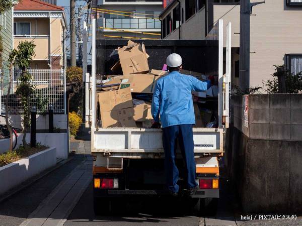 「古紙には絶対に混ぜないで」　古紙再生促進センターの注意喚起にゾクッ
