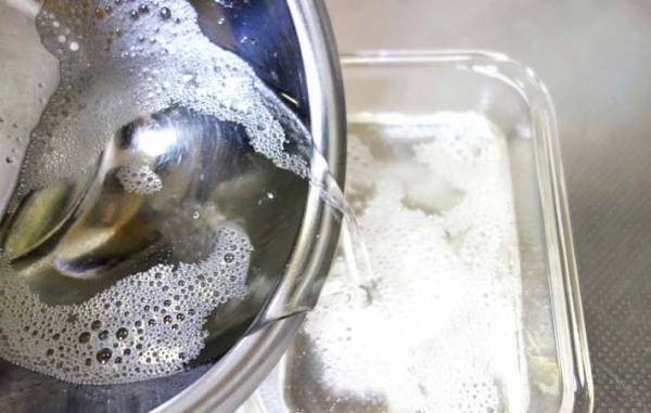 材料２つを混ぜて冷蔵庫へ　２時間後…「プルン！」「高級和菓子みたい」