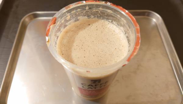 カフェラテにアレを混ぜると…　まさかのふるふる食感に「これは贅沢」