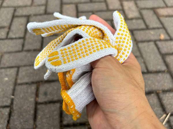 どの軍手を使ってる？　企業の注意に「知らなかった」