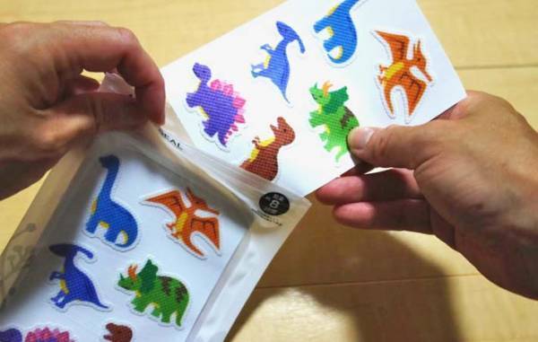 虫よけスプレーかけるのは面倒！　１００均で見つけたのは…