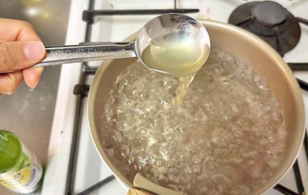 ポッカ「熱湯に○○を加えるだけ」　ゆで卵の殻がスルッと剥ける裏技