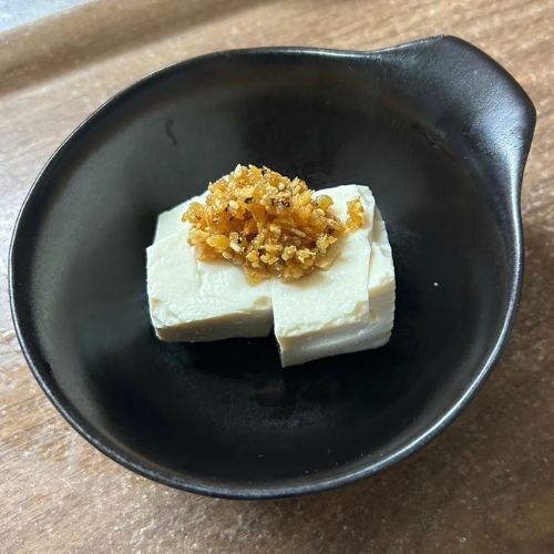 豆腐にアレをトッピングするだけ　無気力レシピに「食べたら元気でた」「早速作る」