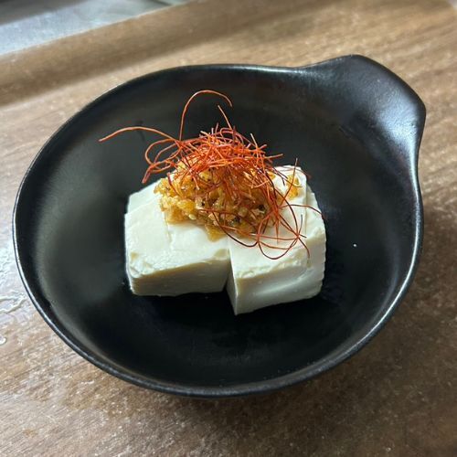 豆腐にアレをトッピングするだけ　無気力レシピに「食べたら元気でた」「早速作る」