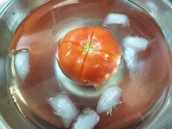 皮を簡単にむくコツは？　農家のアドバイスで、ペロリとできそう