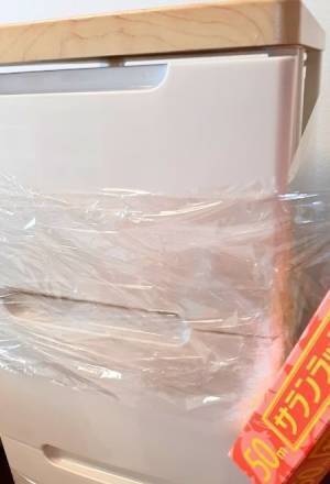 衣装ケースの『移動』が面倒なら…　あるモノを使うと「楽すぎた」「考えもしなかった」