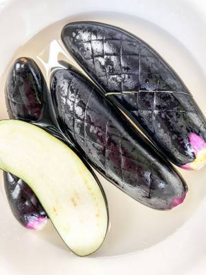 「ナスが油でベチャっとなる…」　農家が教える対策に「知らなかった」