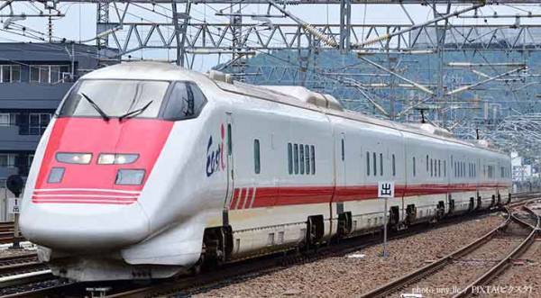 ２歳児が描いた「しんかんせん」が？　作品に「恐るべし」「才能の塊か」