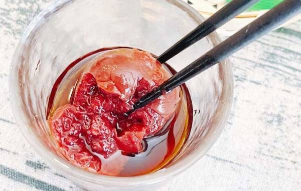 そうめんをおいしく食べるには、ゆでる時に○○を入れるって知ってた？