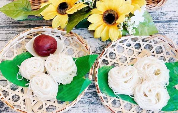 そうめんをおいしく食べるには、ゆでる時に○○を入れるって知ってた？