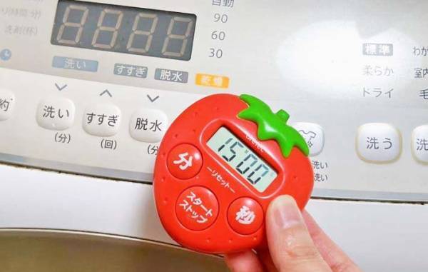 洗濯機に氷を入れるだけで…？　思わぬ効果に「アイロンいらず！」