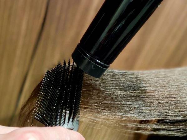 髪の自然乾燥はアリ？ナシ？　解説に「もうやらない」「そうだったのか」