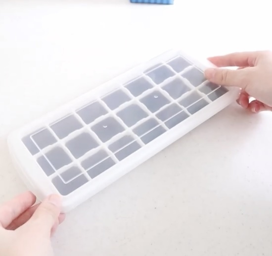 カフェオレにぴったり！　製氷トレーで作る楽々『氷コーヒー』