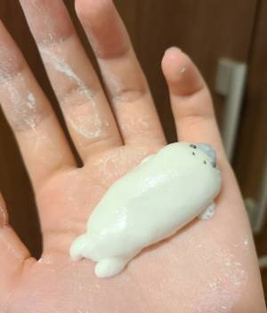 白玉の中に１個だけ…　「めちゃんこかわいい」「とろけ具合が神すぎません？」