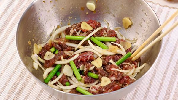 まとめ買いした肉、どう保存する？　現役シェフ直伝の『下味』がうますぎる！