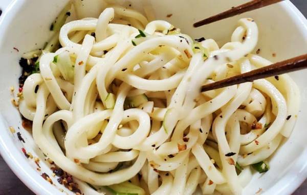 「本当にあっという間」　丸美屋が教える！簡単うどんの作り方