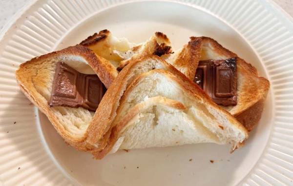 「超簡単なのにめっちゃ使える」　食パンでクロワッサンを作ったら、子供が大絶賛