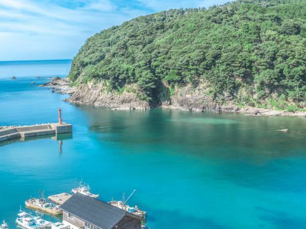 「この絶景は駅から０秒です」　１枚が「とびきりの夏」だと話題です