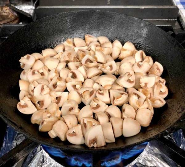 「全人類にすすめたい」　カレーのコクを出す意外な食材は？