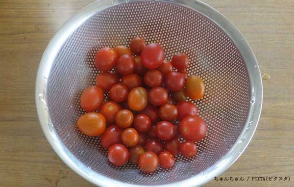 ミニトマトのヘタは取る？取らない？　コープが回答