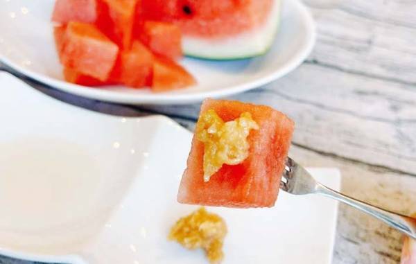 騙されたと思ってやって！　スイカの意外な食べ方３つ