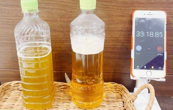 泡だらけのペットボトルのお茶、飲んでもいい？　伊藤園の情報に「そうなんだ！」