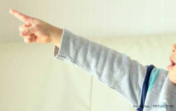 ５歳娘「前髪切ったんだ」　小６息子の反応に「爆笑！」「最高の家族」