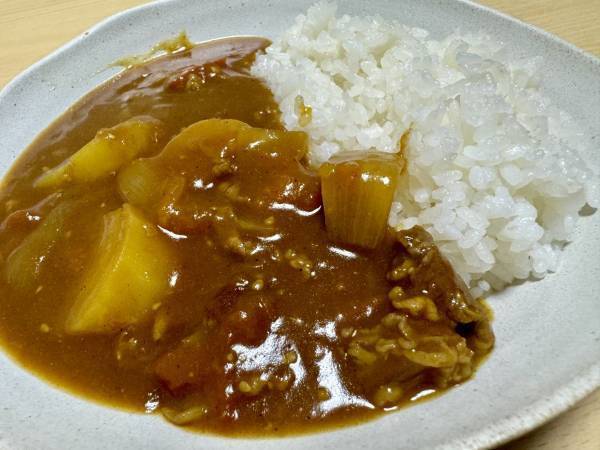 「皿も手も汚れません」　カレーを食べる時のコツに「目からウロコ」「次はコレ」
