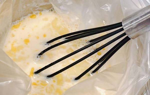 「驚いた」「極上のなめらかさ」　ポリ袋で混ぜ合わせたら…？