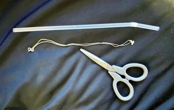 旅行の朝のイライラを防ぐ！　ネックレスは「こうやって持ち運んで」