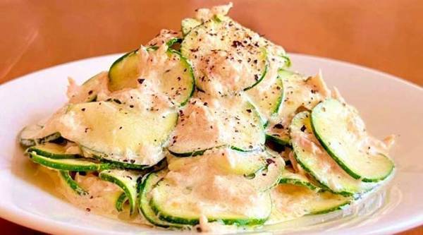 和えるだけで簡単！　ズッキーニの「目からウロコ」な食べ方とは？