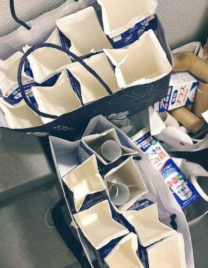 大量の牛乳パックが？　『先輩』からの助言に「国民栄誉賞あげたい」