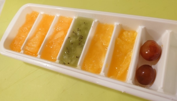 好きなフルーツを凍らせて！　明治直伝ドリンクレシピに「うま」「さわやか」