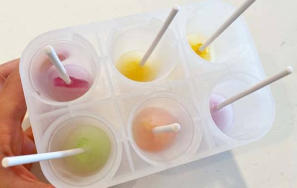 不二家「水と飴だけ！」　材料２つの『簡単おやつ』に５歳児が大喜び