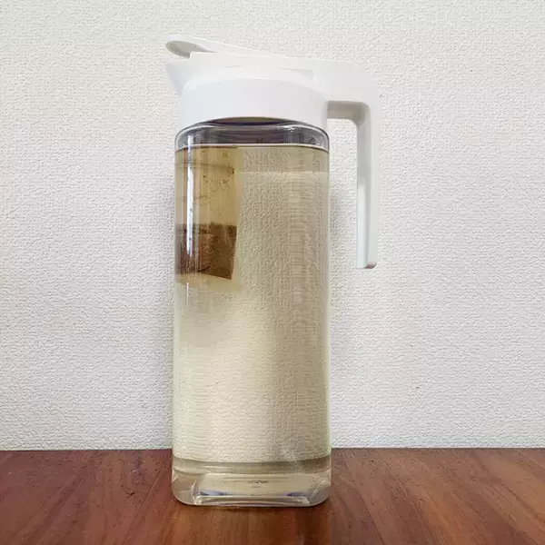 水出しのお茶が、何か変…　色が出ないワケに「笑った」