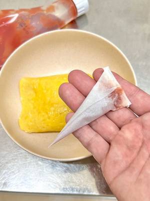 オムライスにケチャップをかける時には…　現役シェフの投稿に「いいこと聞いた」