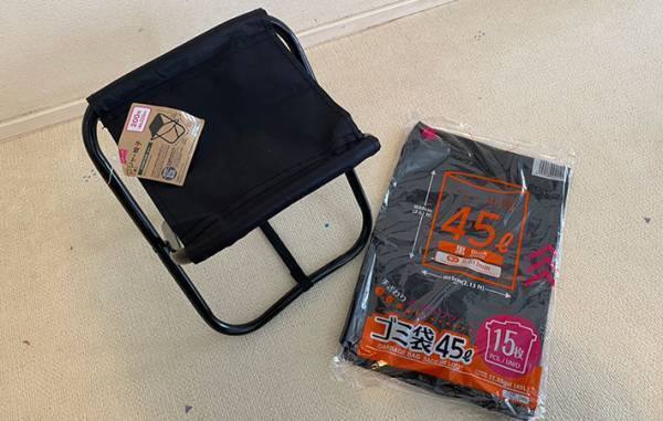 「これは思いつかなかった」「革命だわ」　１００均イスの座面をくり抜いて…