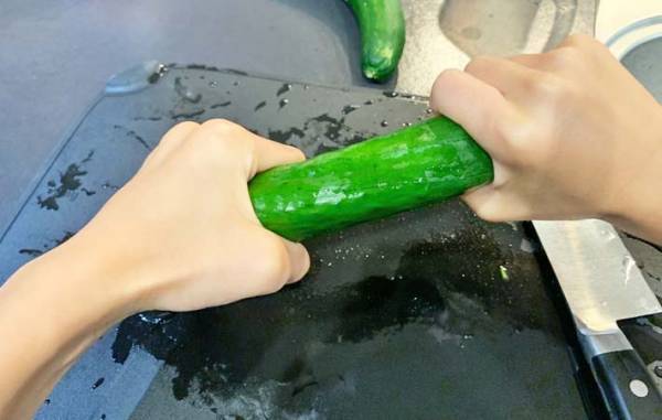 目からウロコ！　叩かないで作る『叩きキュウリ』って！？