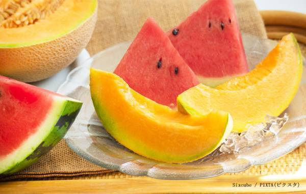 メロンはどこまで食べたら捨てる？　農場の回答に「知らなかった」