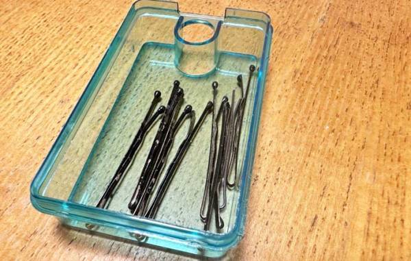 透明テープの端が迷子に…　一瞬ではがせるコツに「もうイラつかない」