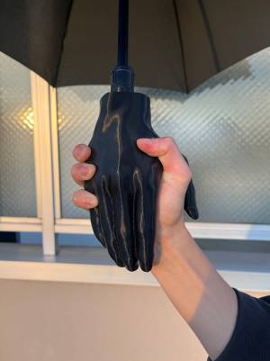 傘の持ち手に「気持ち悪くて最高」　９万『いいね』を集めたデザインがこちら