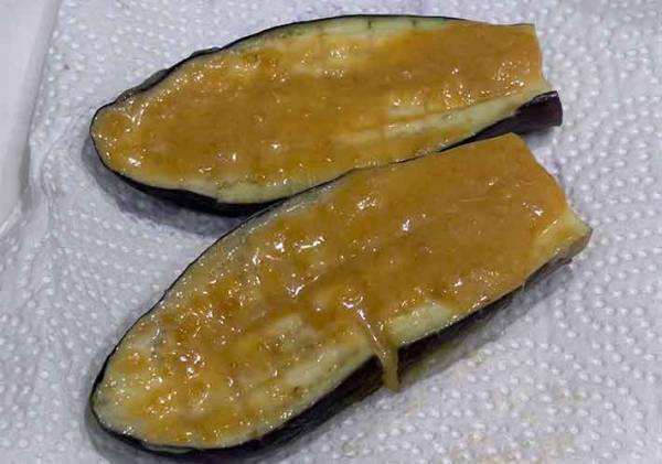 茄子に塗ったのは？　オーブントースターで焼くと…「ごはん欲しくなる」「絶妙！」