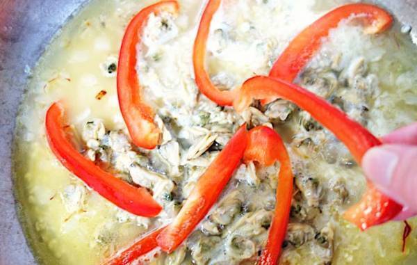 フライパンで簡単！　ホテイフーズ紹介の『あさりのパエリア』に、子供「おかわり」