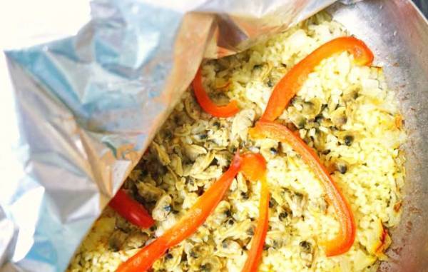 フライパンで簡単！　ホテイフーズ紹介の『あさりのパエリア』に、子供「おかわり」