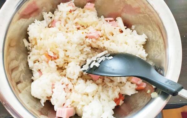 企業が教える『簡単チャーハン』の作り方　食べた子供が「１００点超え！」