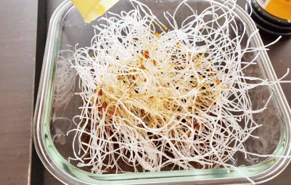 まだ鍋でゆでてる？　ミツカンが教える春雨サラダに「気軽に作れそう」