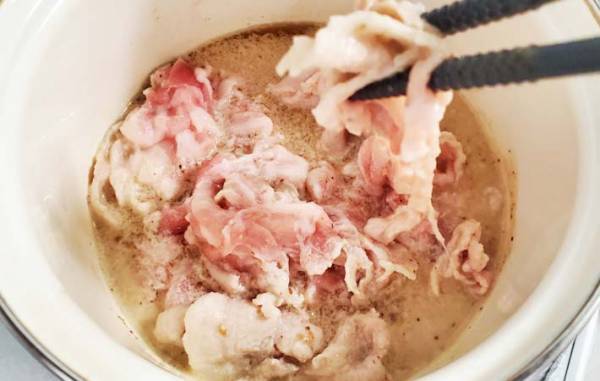 サラダじゃない？　『ごまドレ』の意外な使い道に「つゆだくにしたい！」