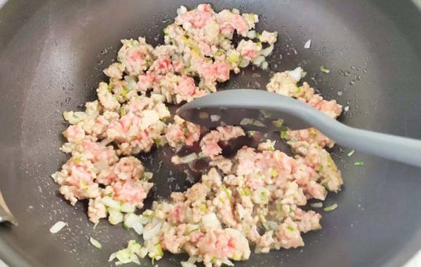 冷蔵庫に眠ってない？　焼き肉のタレの使い道に「子供が大絶賛！」